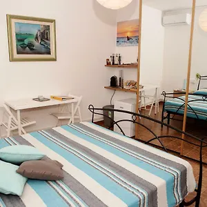 https://affittacamere-fiorella.hotelitalianriviera.com
