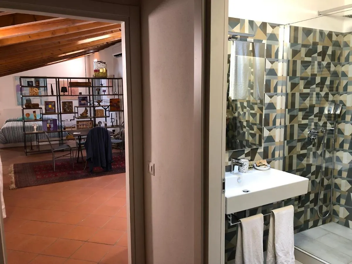 Guest house Isola Libera Hotel Milan Italy