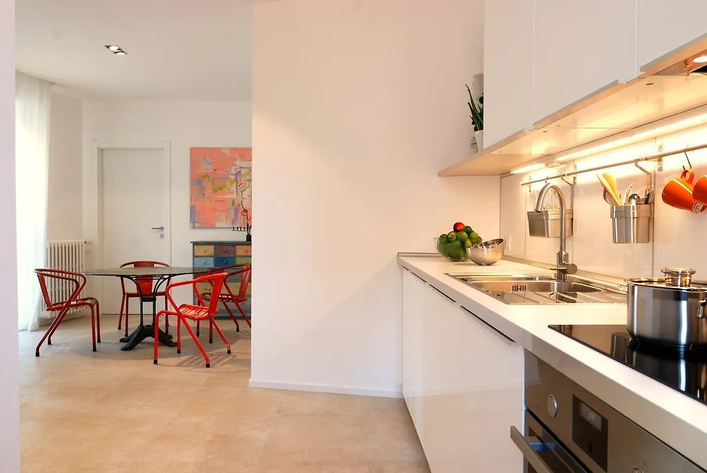 Guest house Isola Libera Hotel Milan Italy